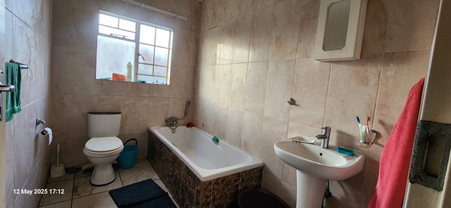 3 Bedroom Property for Sale in Waterval East North West